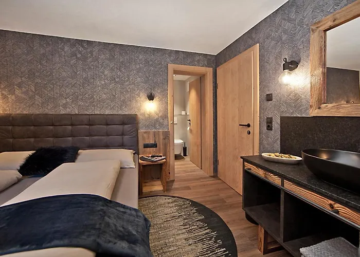 بيت ضيافة ميكايلا 3*