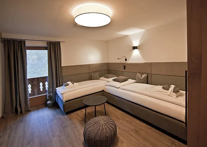 Michaela Πανσιόν